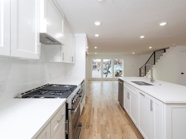 1612  Grigsby Avenue  102, Dallas Texas 75204