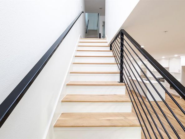 1612  Grigsby Avenue  102, Dallas Texas 75204