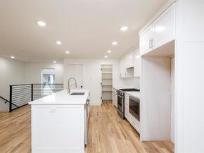 1612  Grigsby Avenue  102, Dallas Texas 75204