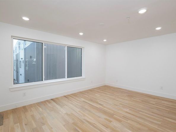 1612  Grigsby Avenue  102, Dallas Texas 75204