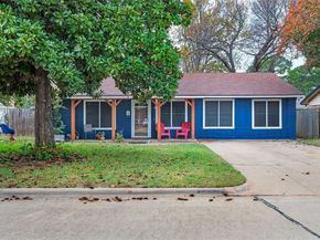 704  Clover Park Drive , Arlington Texas 76013
