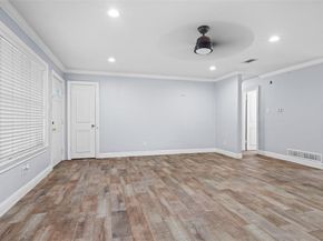 704  Clover Park Drive , Arlington Texas 76013