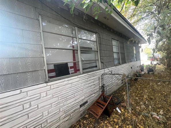 1217  High Street , Fort Worth Texas 76110