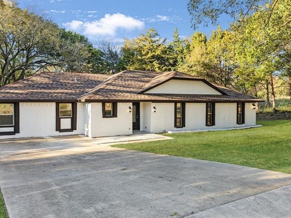 2707  Alamain Drive , Dallas Texas 75241