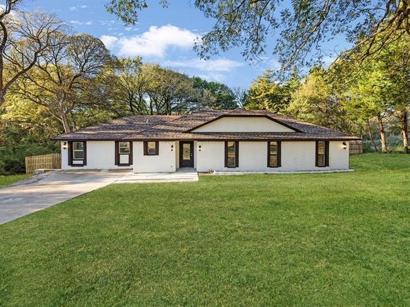 2707  Alamain Drive , Dallas Texas 75241