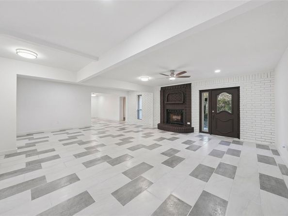 2707  Alamain Drive , Dallas Texas 75241