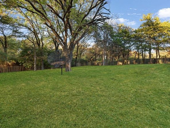 2707  Alamain Drive , Dallas Texas 75241