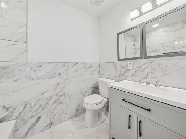 2707  Alamain Drive , Dallas Texas 75241