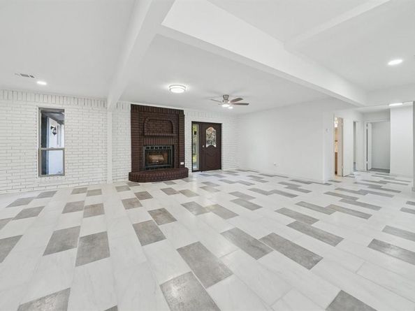 2707  Alamain Drive , Dallas Texas 75241