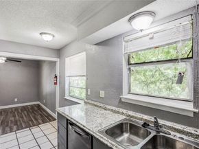 5063  Ridglea Lane  1002, Fort Worth Texas 76116