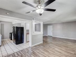 5063  Ridglea Lane  1002, Fort Worth Texas 76116