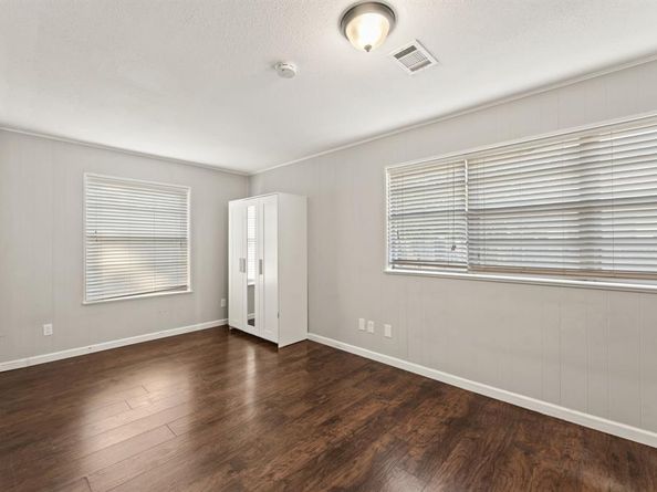 8009  Northbrook Drive , Benbrook Texas 76116