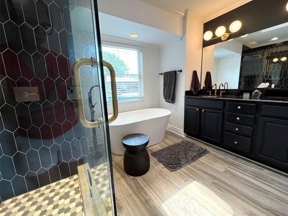 122  Faircrest Drive , Garland Texas 75040