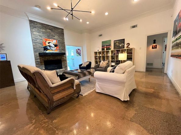 122  Faircrest Drive , Garland Texas 75040