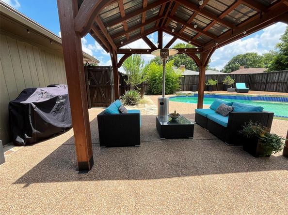 122  Faircrest Drive , Garland Texas 75040