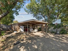 3910  Clear Cove Lane , Dallas Texas 75244