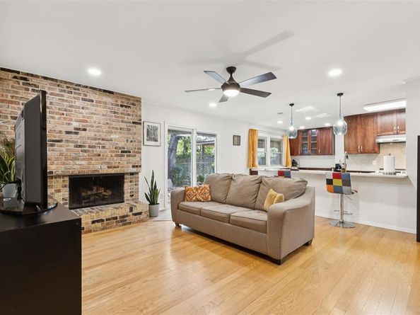 3910  Clear Cove Lane , Dallas Texas 75244