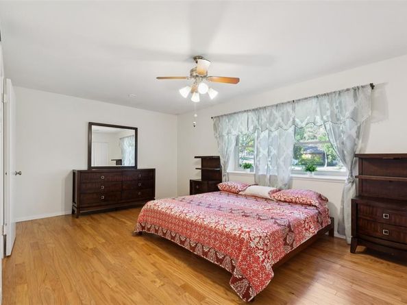 3910  Clear Cove Lane , Dallas Texas 75244