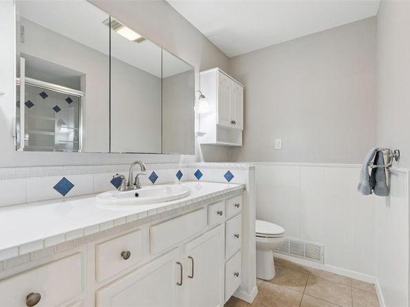 3910  Clear Cove Lane , Dallas Texas 75244