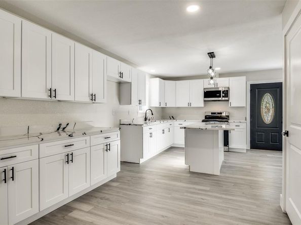 1309  Sylvan Drive , Garland Texas 75040