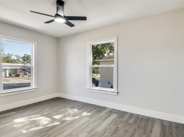 1309  Sylvan Drive , Garland Texas 75040