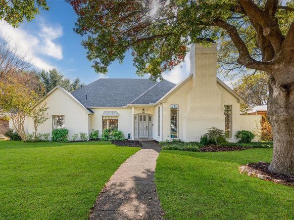 10002  Hickory Crossing , Dallas Texas 75243