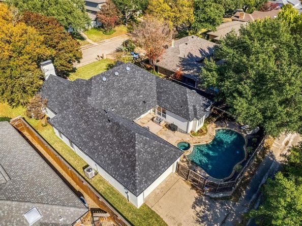 10002  Hickory Crossing , Dallas Texas 75243