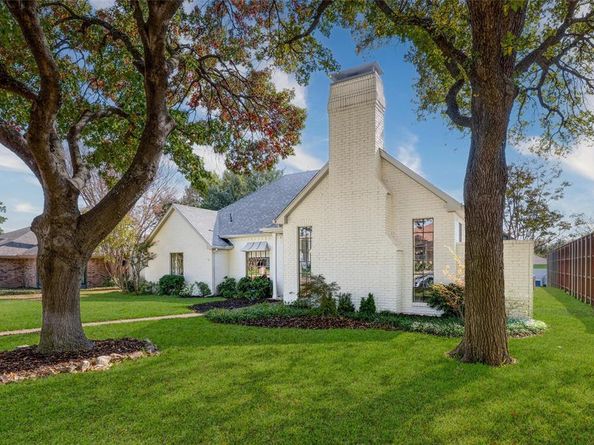 10002  Hickory Crossing , Dallas Texas 75243