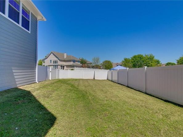 10117  Lakeview Drive , Providence Village Texas 76227