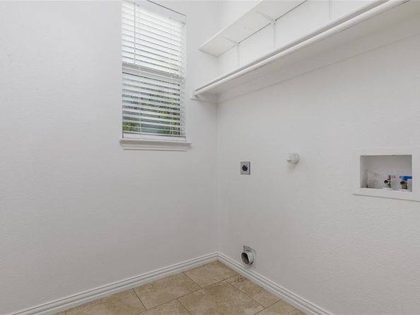 10117  Lakeview Drive , Providence Village Texas 76227