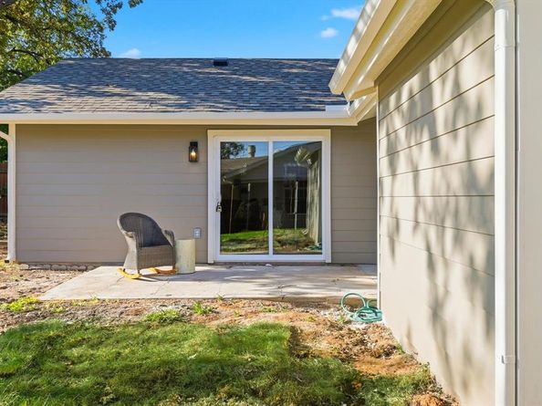 158  Centennial Drive , Lewisville Texas 75067