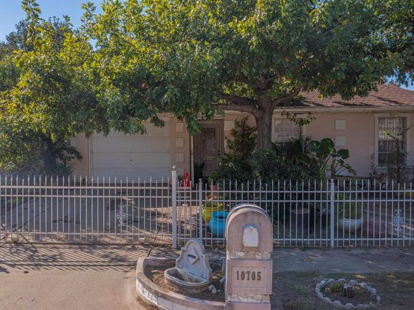 10705  Kendall Square Drive , Dallas Texas 75217