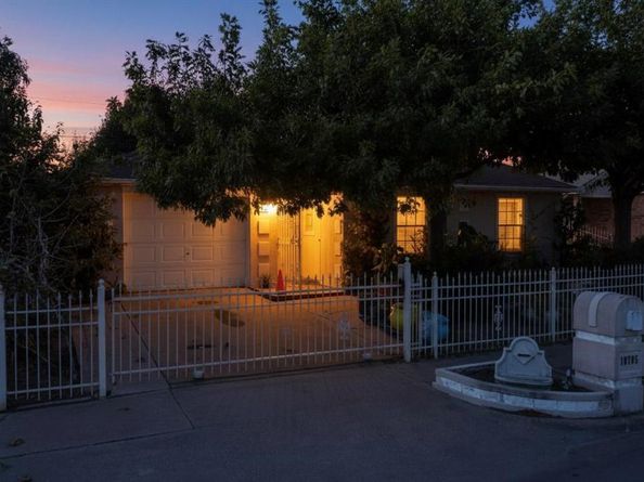 10705  Kendall Square Drive , Dallas Texas 75217