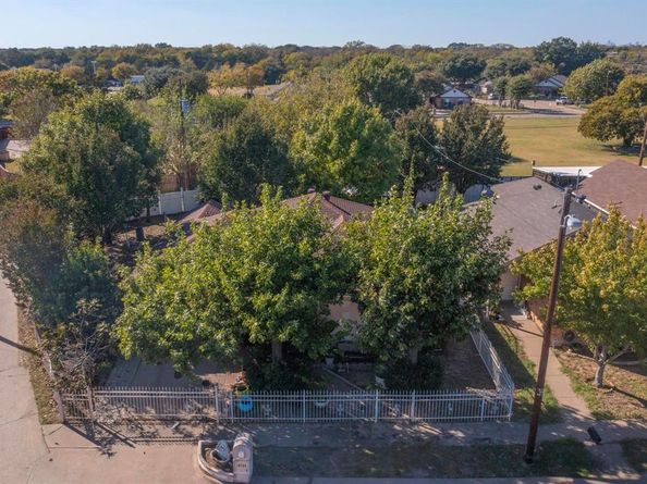 10705  Kendall Square Drive , Dallas Texas 75217