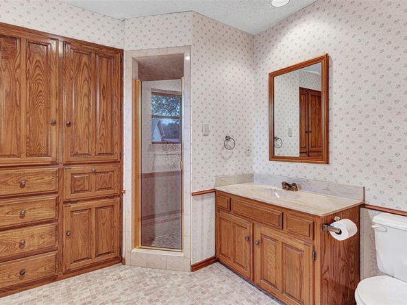 301  Canyon Ridge Drive , Richardson Texas 75080