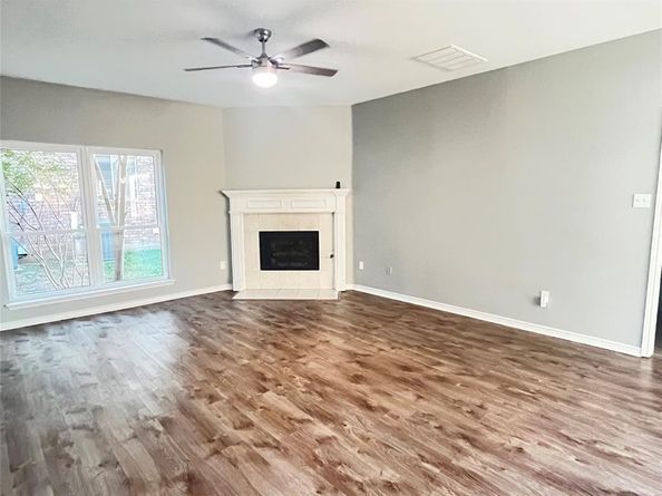 2309  York Court , Carrollton Texas 75006