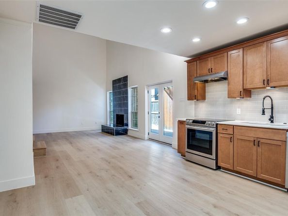 5023  Buttonwood Lane , Garland Texas 75043