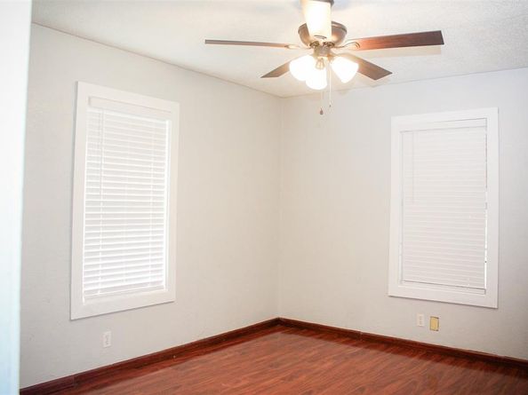 1318 S Ewing Avenue , Dallas Texas 75216