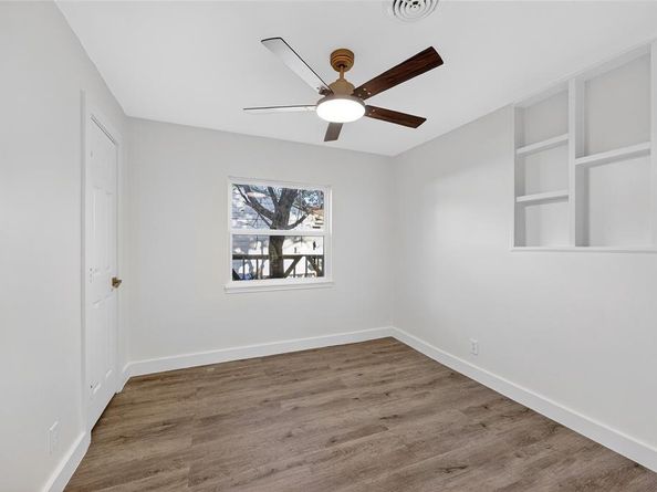 2655  Larry Drive , Dallas Texas 75228