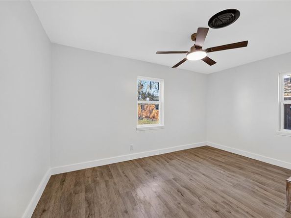 2655  Larry Drive , Dallas Texas 75228