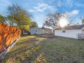 2655  Larry Drive , Dallas Texas 75228