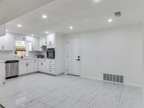 7012  Trimble Drive , Fort Worth Texas 76134