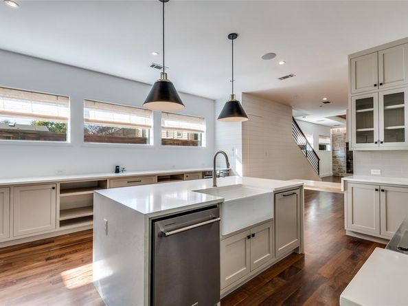 3803  Emil Court , Dallas Texas 75209