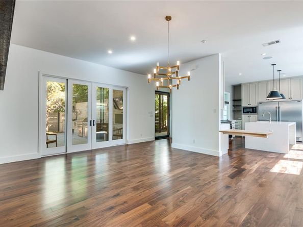 3803  Emil Court , Dallas Texas 75209