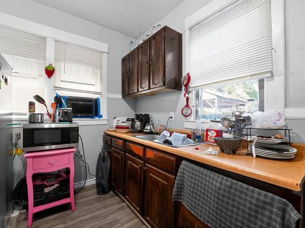 618  Cameron Avenue , Dallas Texas 75223