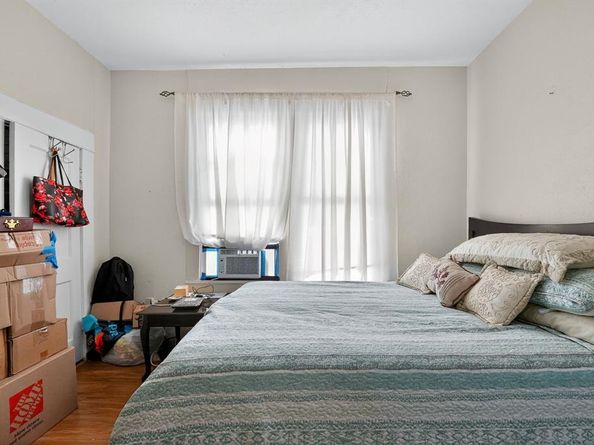 618  Cameron Avenue , Dallas Texas 75223