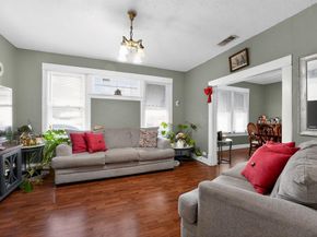 618  Cameron Avenue , Dallas Texas 75223