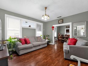 618  Cameron Avenue , Dallas Texas 75223