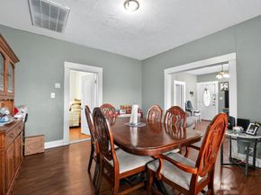 618  Cameron Avenue , Dallas Texas 75223