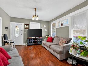 618  Cameron Avenue , Dallas Texas 75223